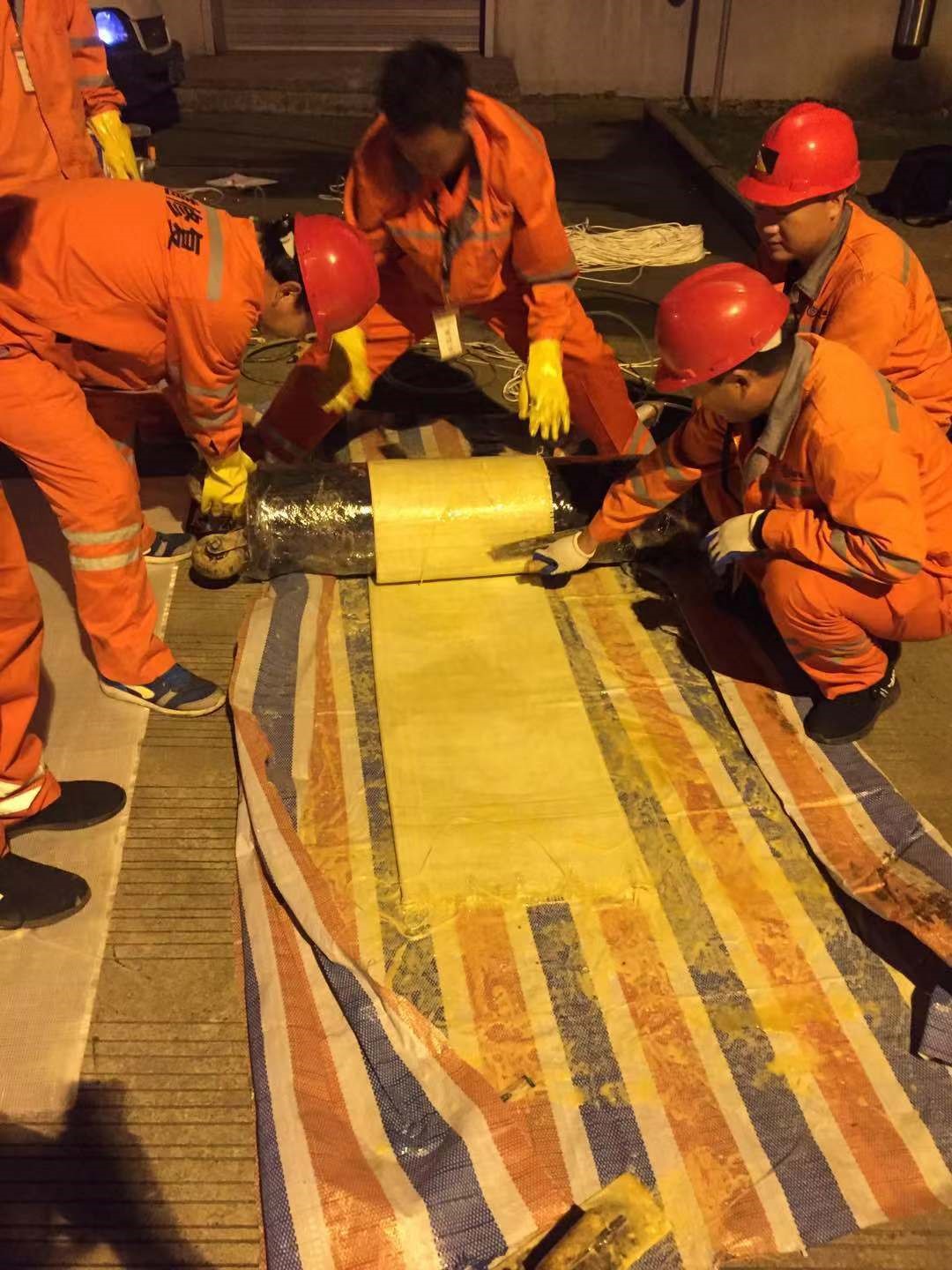 玉门CIPP局部树脂固化法